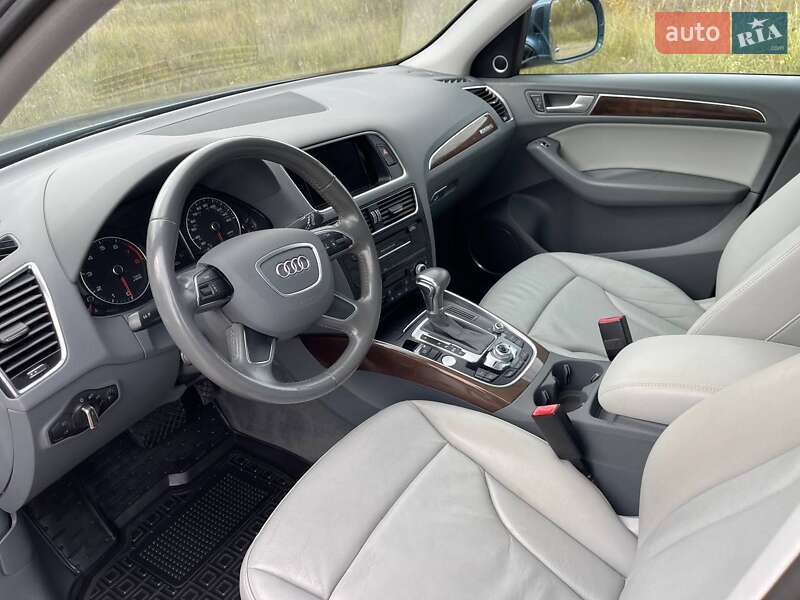 Позашляховик / Кросовер Audi Q5 2016 в Івано-Франківську