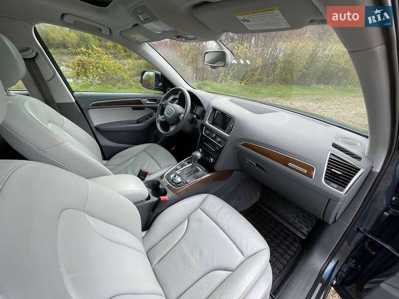 Позашляховик / Кросовер Audi Q5 2016 в Івано-Франківську