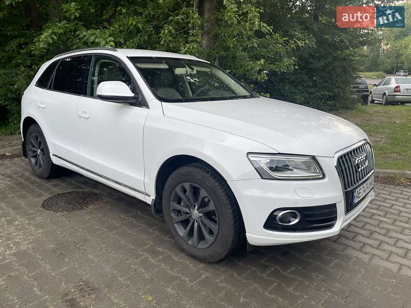 Позашляховик / Кросовер Audi Q5 2013 в Києві