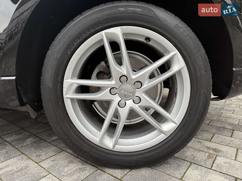 Внедорожник / Кроссовер Audi Q5 2016 в Львове