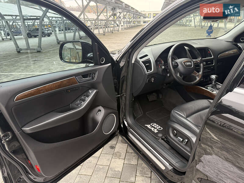 Внедорожник / Кроссовер Audi Q5 2016 в Львове