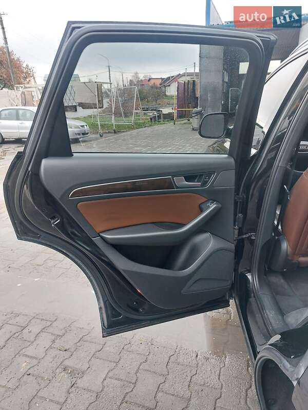 Внедорожник / Кроссовер Audi Q5 2013 в Луцке