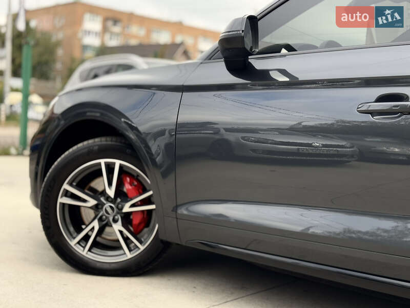 Внедорожник / Кроссовер Audi Q5 2021 в Бердичеве
