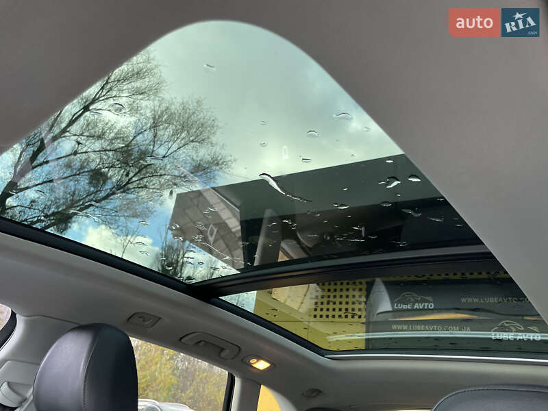 Позашляховик / Кросовер Audi Q5 2015 в Львові