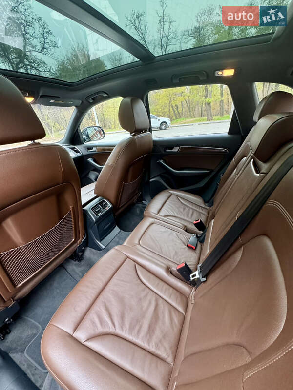 Внедорожник / Кроссовер Audi Q5 2016 в Запорожье