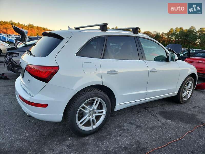 Позашляховик / Кросовер Audi Q5 2015 в Львові