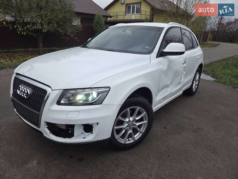 Внедорожник / Кроссовер Audi Q5 2011 в Киеве