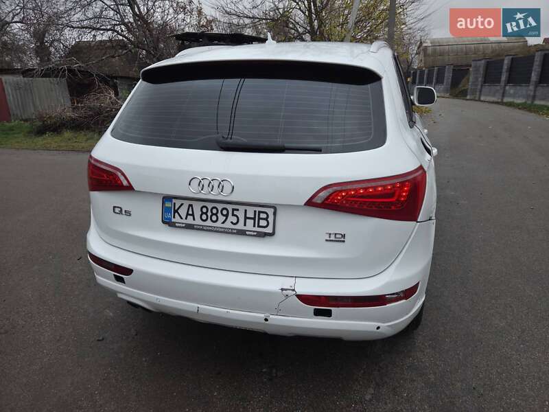 Внедорожник / Кроссовер Audi Q5 2011 в Киеве