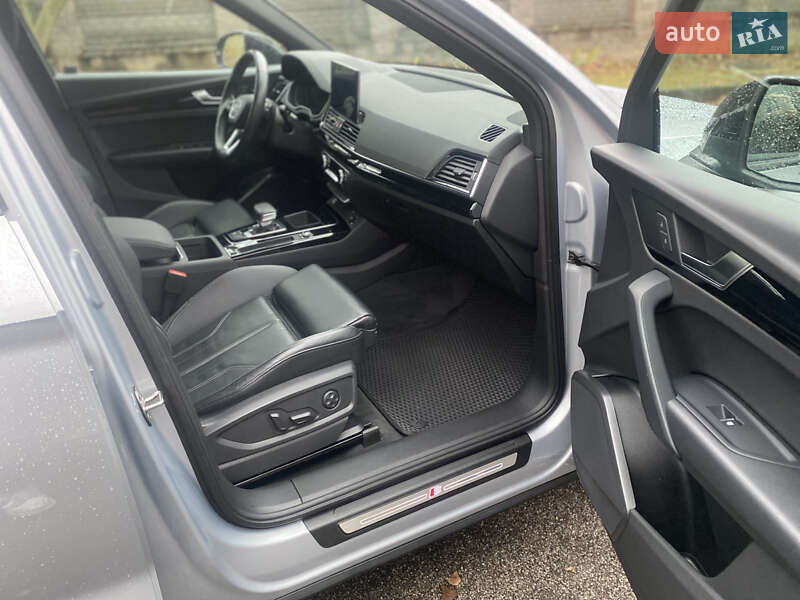 Позашляховик / Кросовер Audi Q5 2020 в Києві фото 20 Позашляховик / Кросовер Audi Q5 2020 в Києві