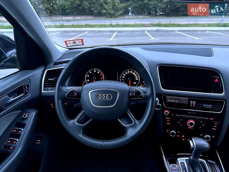 Внедорожник / Кроссовер Audi Q5 2013 в Львове