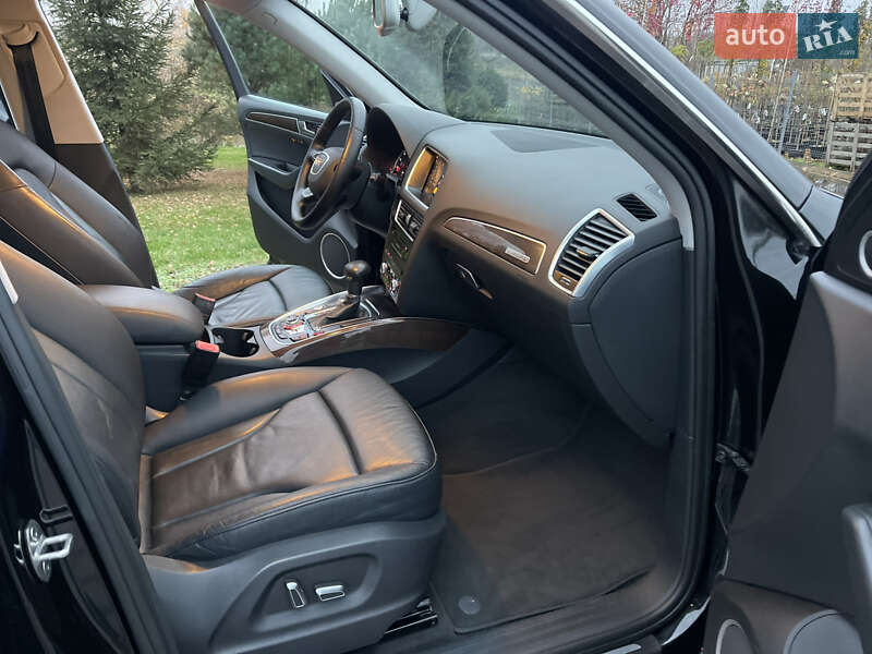 Позашляховик / Кросовер Audi Q5 2016 в Луцьку