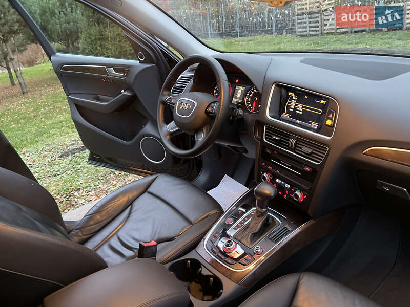 Позашляховик / Кросовер Audi Q5 2016 в Луцьку
