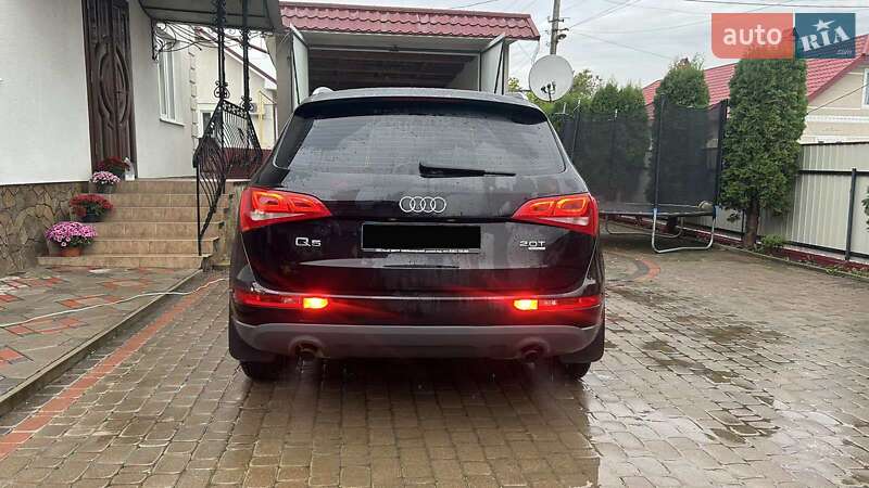 Внедорожник / Кроссовер Audi Q5 2010 в Черновцах
