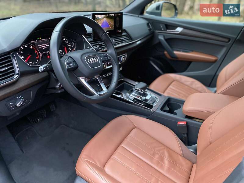Внедорожник / Кроссовер Audi Q5 2022 в Киеве