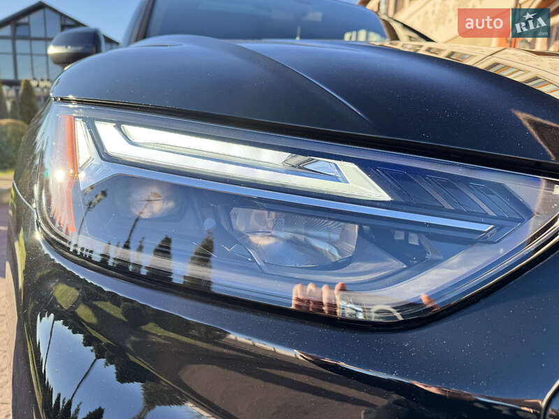 Внедорожник / Кроссовер Audi Q5 2024 в Стрые