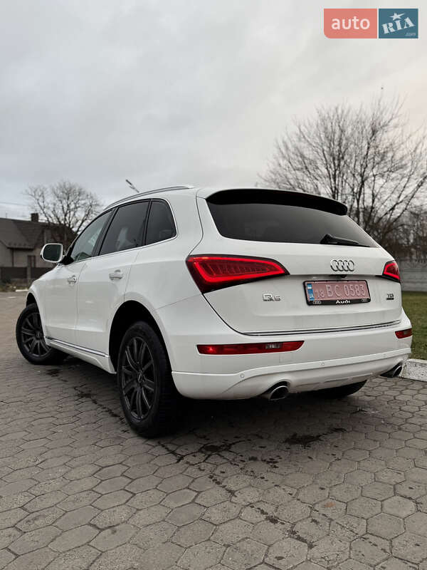 Внедорожник / Кроссовер Audi Q5 2015 в Костополе