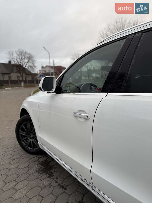 Внедорожник / Кроссовер Audi Q5 2015 в Костополе