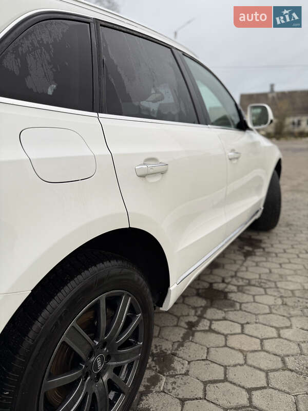 Внедорожник / Кроссовер Audi Q5 2015 в Костополе