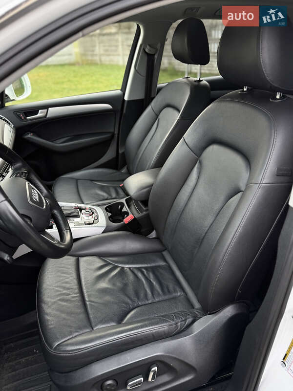 Внедорожник / Кроссовер Audi Q5 2015 в Костополе