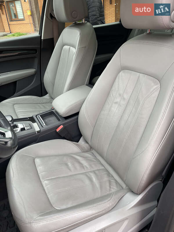 Внедорожник / Кроссовер Audi Q5 2018 в Виннице фото 32 Внедорожник / Кроссовер Audi Q5 2018 в Виннице