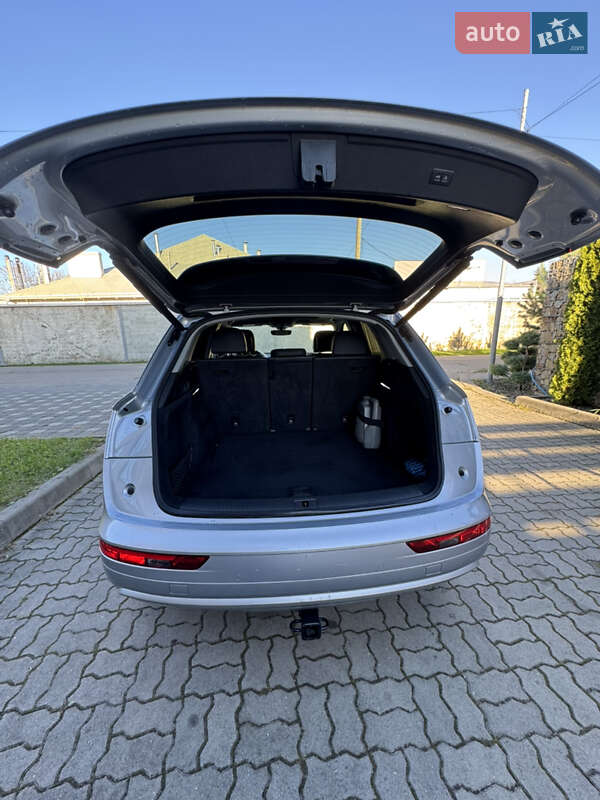 Позашляховик / Кросовер Audi Q5 2018 в Стрию