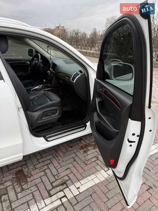 Позашляховик / Кросовер Audi Q5 2011 в Полтаві фото 12 Позашляховик / Кросовер Audi Q5 2011 в Полтаві