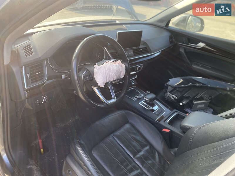 Позашляховик / Кросовер Audi Q5 2018 в Луцьку фото 21 Позашляховик / Кросовер Audi Q5 2018 в Луцьку