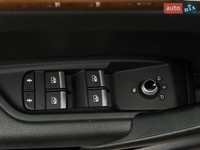 Позашляховик / Кросовер Audi Q5 2020 в Рівному