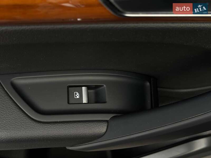 Позашляховик / Кросовер Audi Q5 2020 в Рівному