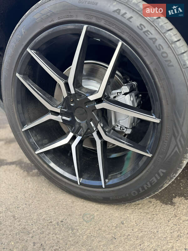 Позашляховик / Кросовер Audi Q5 2018 в Стрию