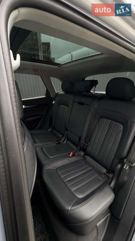 Позашляховик / Кросовер Audi Q5 2018 в Києві фото 9 Позашляховик / Кросовер Audi Q5 2018 в Києві