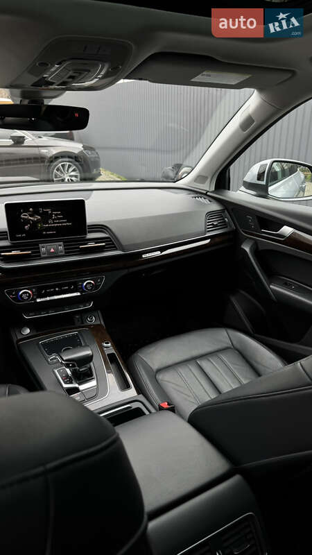 Позашляховик / Кросовер Audi Q5 2018 в Києві фото 12 Позашляховик / Кросовер Audi Q5 2018 в Києві