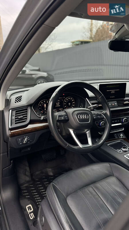 Позашляховик / Кросовер Audi Q5 2018 в Києві фото 16 Позашляховик / Кросовер Audi Q5 2018 в Києві