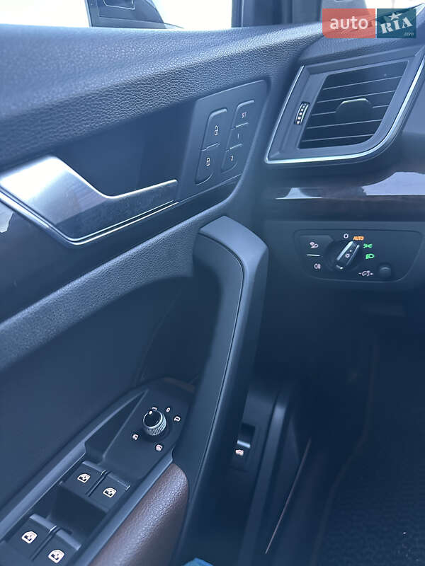 Позашляховик / Кросовер Audi Q5 2018 в Івано-Франківську фото 15 Позашляховик / Кросовер Audi Q5 2018 в Івано-Франківську