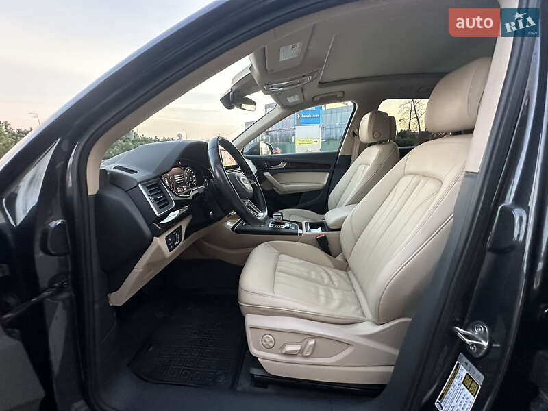 Позашляховик / Кросовер Audi Q5 2018 в Києві