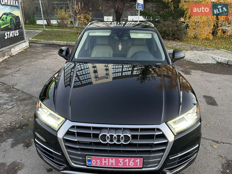 Позашляховик / Кросовер Audi Q5 2018 в Луцьку фото 2 Позашляховик / Кросовер Audi Q5 2018 в Луцьку