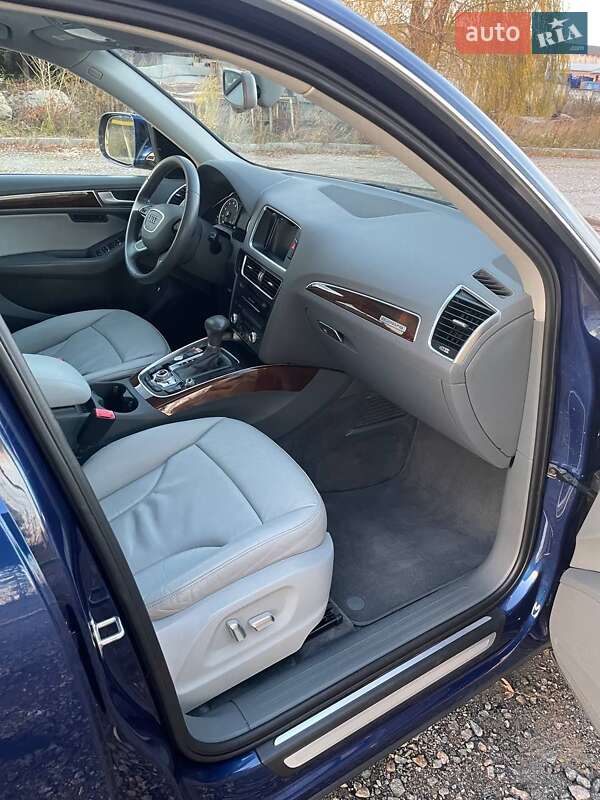 Внедорожник / Кроссовер Audi Q5 2015 в Самборе