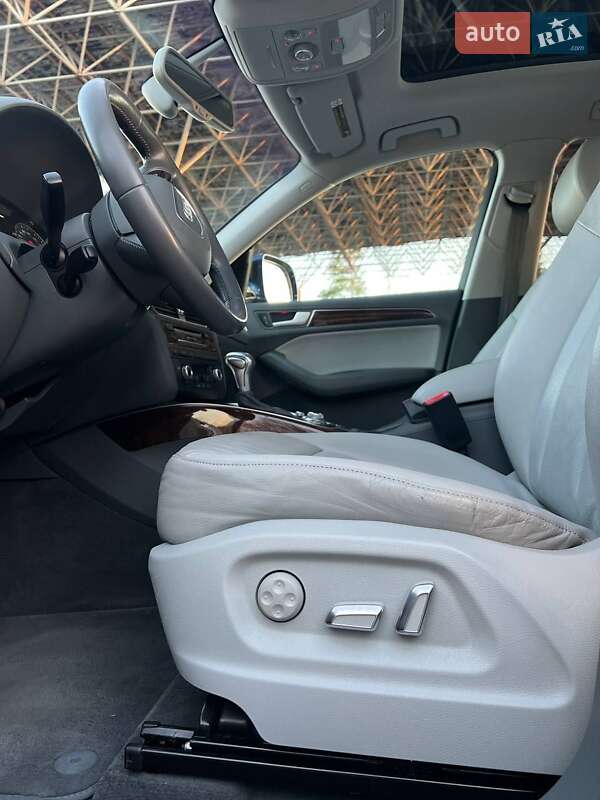 Внедорожник / Кроссовер Audi Q5 2015 в Самборе