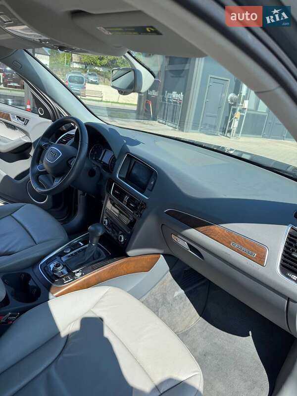 Позашляховик / Кросовер Audi Q5 2014 в Шумську