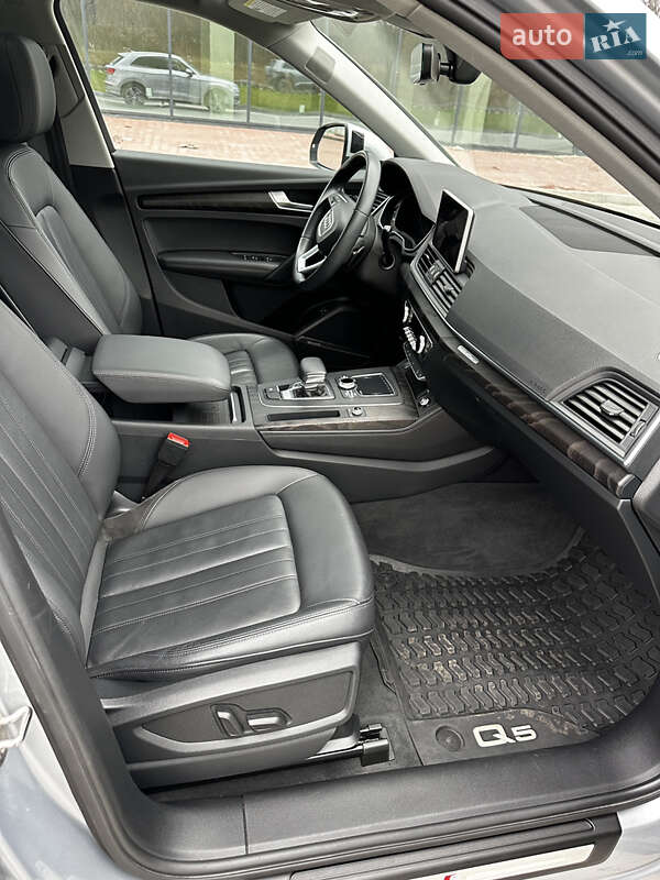 Внедорожник / Кроссовер Audi Q5 2020 в Ровно фото 14 Внедорожник / Кроссовер Audi Q5 2020 в Ровно