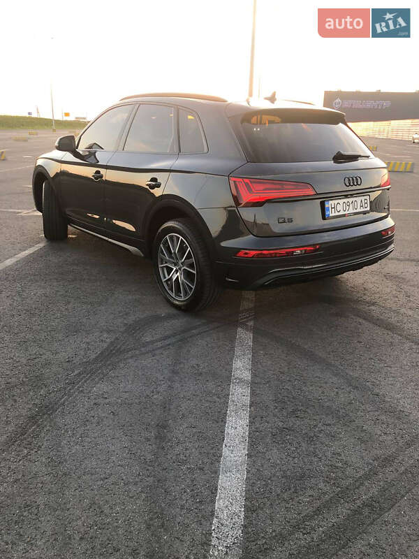 Внедорожник / Кроссовер Audi Q5 2021 в Львове фото 21 Внедорожник / Кроссовер Audi Q5 2021 в Львове