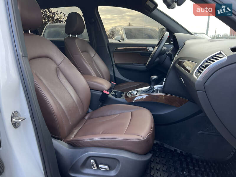 Позашляховик / Кросовер Audi Q5 2015 в Нововолинську фото 32 Позашляховик / Кросовер Audi Q5 2015 в Нововолинську