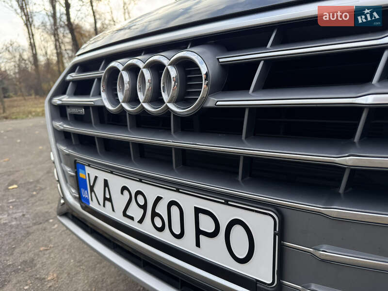 Внедорожник / Кроссовер Audi Q5 2018 в Киеве