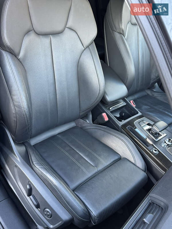 Позашляховик / Кросовер Audi Q5 2018 в Львові фото 50 Позашляховик / Кросовер Audi Q5 2018 в Львові