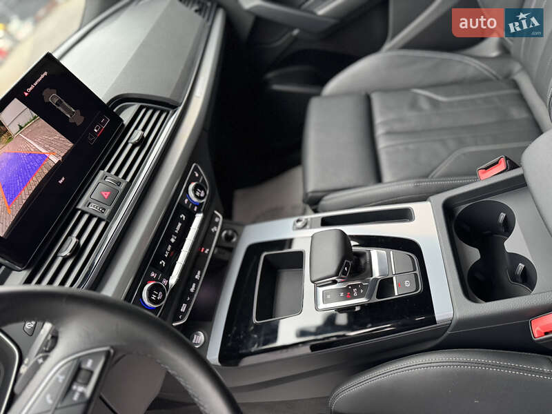 Позашляховик / Кросовер Audi Q5 2024 в Луцьку