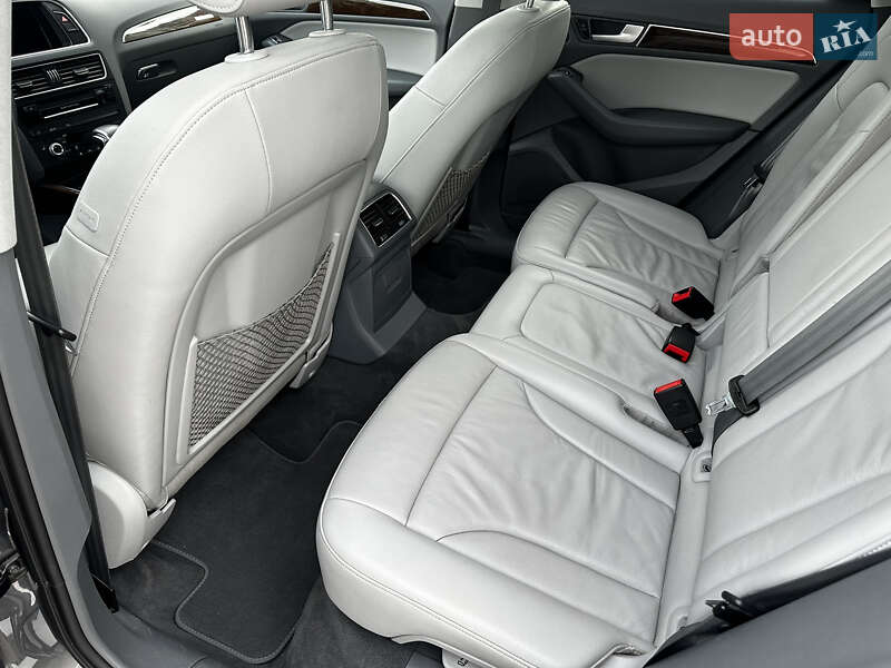 Позашляховик / Кросовер Audi Q5 2014 в Києві