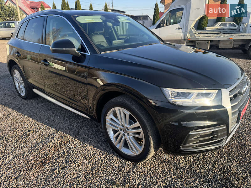 Внедорожник / Кроссовер Audi Q5 2018 в Луцке