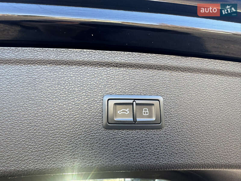 Внедорожник / Кроссовер Audi Q5 2018 в Луцке