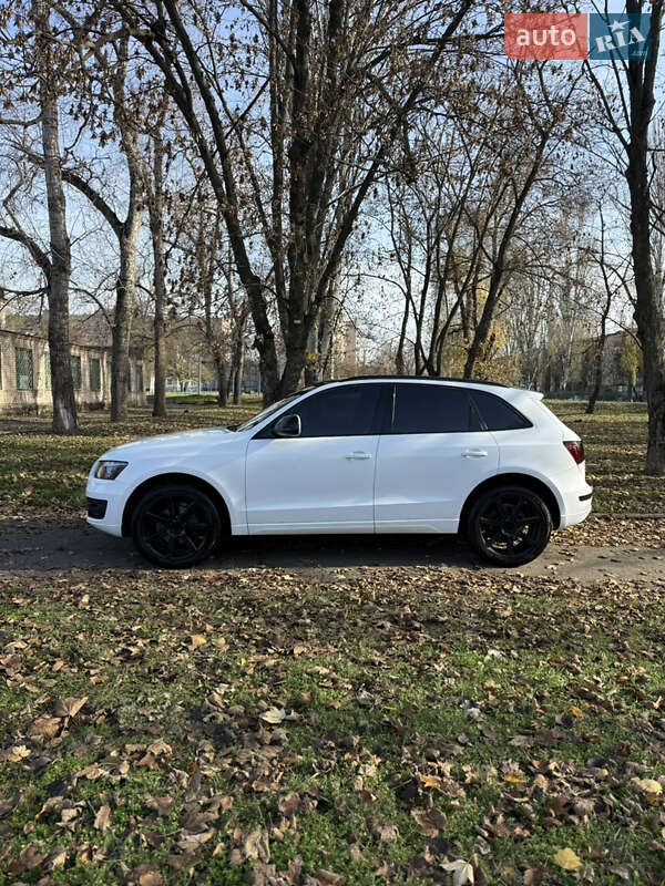 Внедорожник / Кроссовер Audi Q5 2012 в Кривом Роге