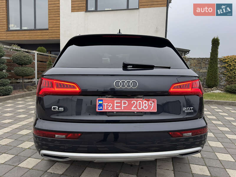 Позашляховик / Кросовер Audi Q5 2018 в Стрию